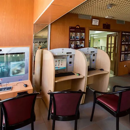 Magic De ホテル 3*